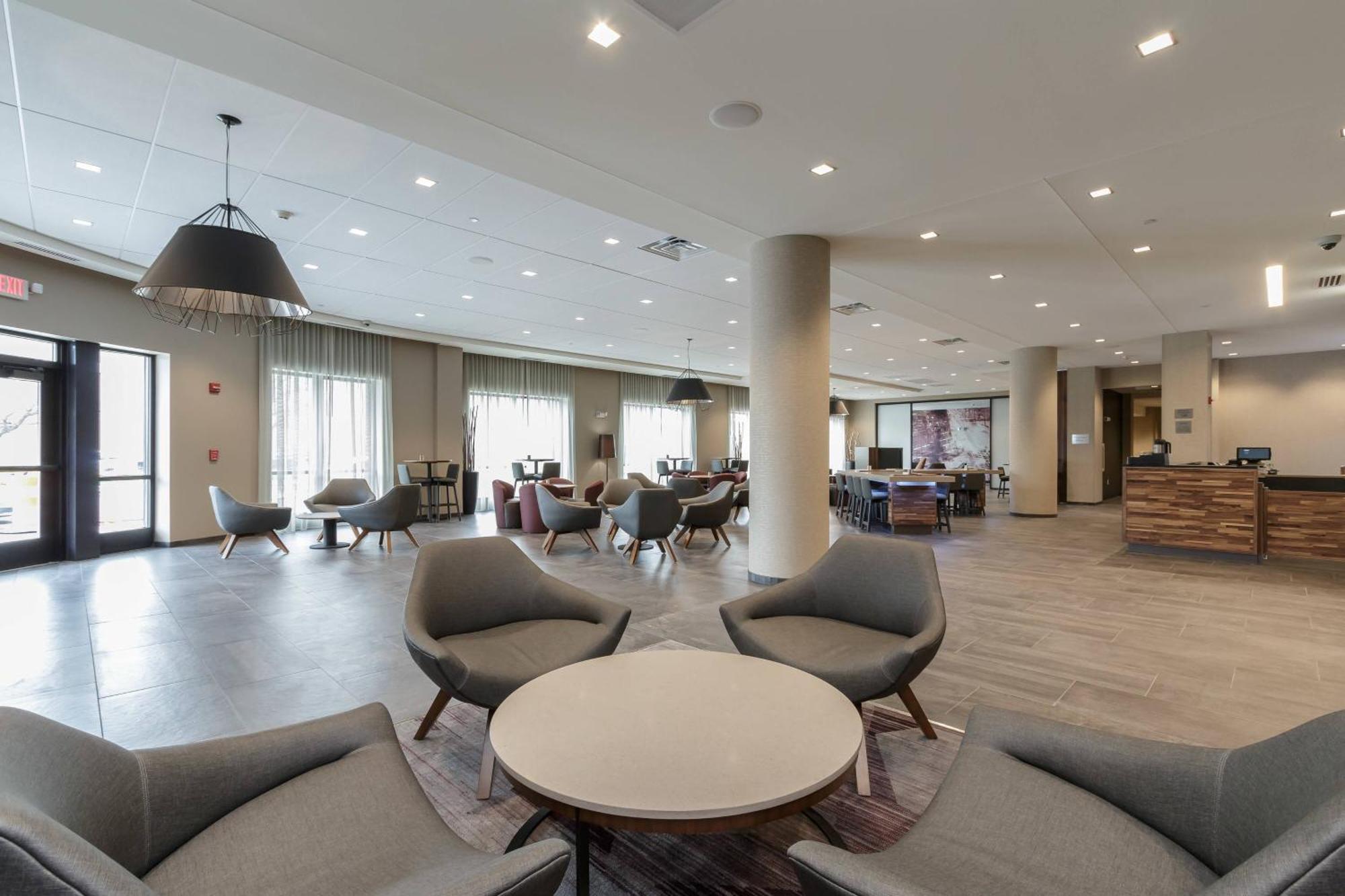 Courtyard By Marriott South Bend Downtown Hotel Exterior photo